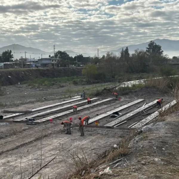El Municipio comenzó la construcción de las bases del nuevo puente de Santa Lucía