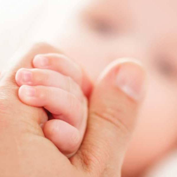 En el Barrio Divino Niño un policía salteño le realizó RCP a un bebé de 3 meses y le salvó la vida