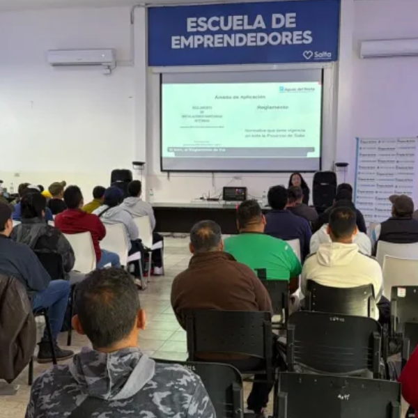 Municipio y Aguas del Norte forman nuevos plomeros matriculados
