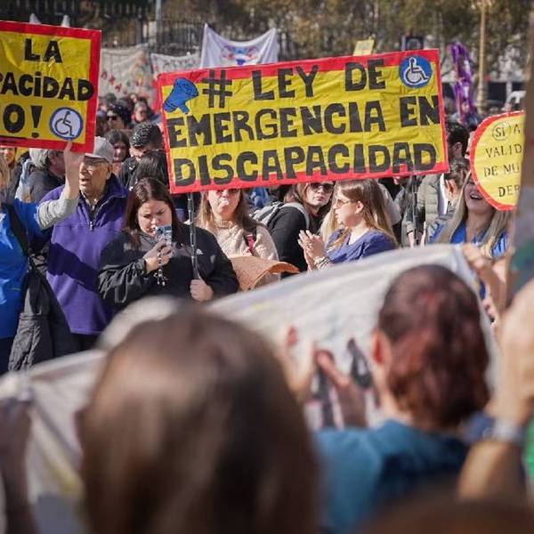 Medicamentos, terapias, traslados es lo que deben afrontar las personas con discapacidad  frente al abandono del Gobierno Nacional