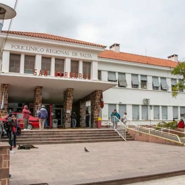 Efecto de la crisis: el Hospital San Bernardo, al límite por la llegada masiva de pacientes con obra social y de aquellos que  la perdieron