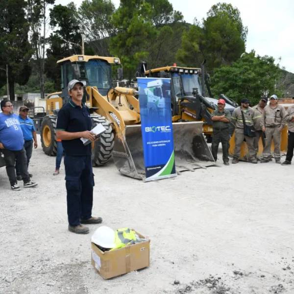 Trabajadores de las Plantas Hormigonera y Asfáltica del municipio de Salta fueron capacitados en el uso de nuevas maquinarias