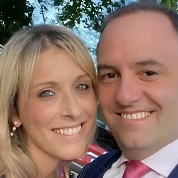 Adorni y su esposa ingresaron al régimen de “inocencia fiscal” para evitar explicar de donde sacó los fondos de su nuevo patrimonio