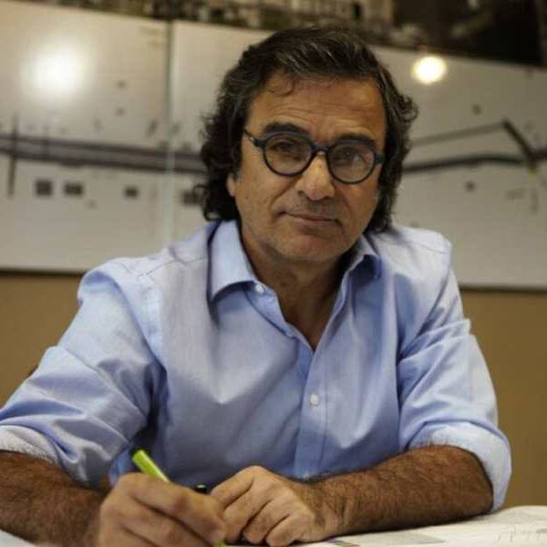 Denunciaron a Carlos Frugoni, funcionario del Ministerio de Economía: tiene 7 departamentos y sociedades sin declarar en EEUU