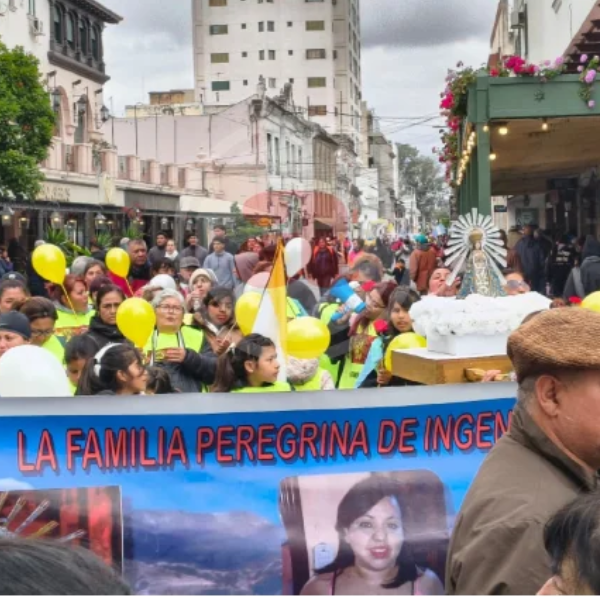 “Vine por mi hijo y me lo sanó”: la conmovedora historia de fe de Lara Cruz en la Peregrinación del Milagro