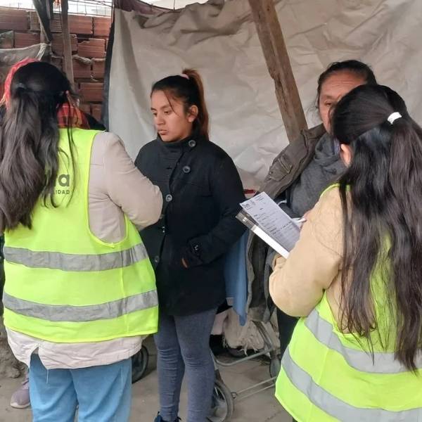 La Municipalidad de Salta asistió a 4 familias afectadas por un incendio en barrio Vicente Solá