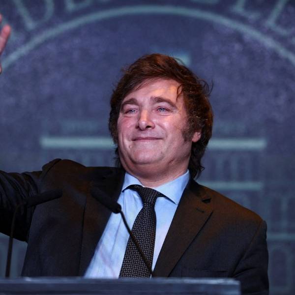 javier Milei cayó al tercer puesto en imagen entre presidentes sudamericanos