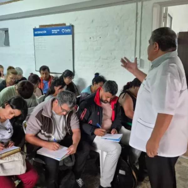 En San Luis 60 vecinos se capacitan para obtener el carnet de manipulación