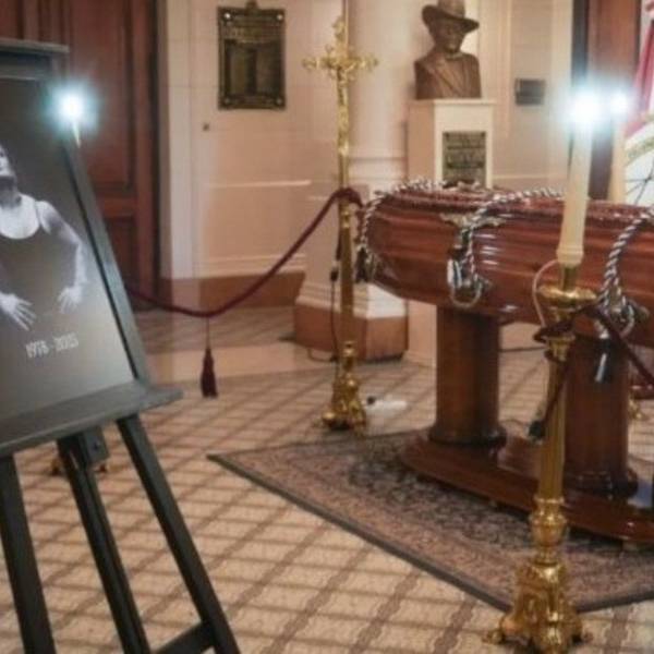 Familiares y fanáticos le dieron el último adiós  a Alejandra “Locomotora” Oliveras en  Santa Fe