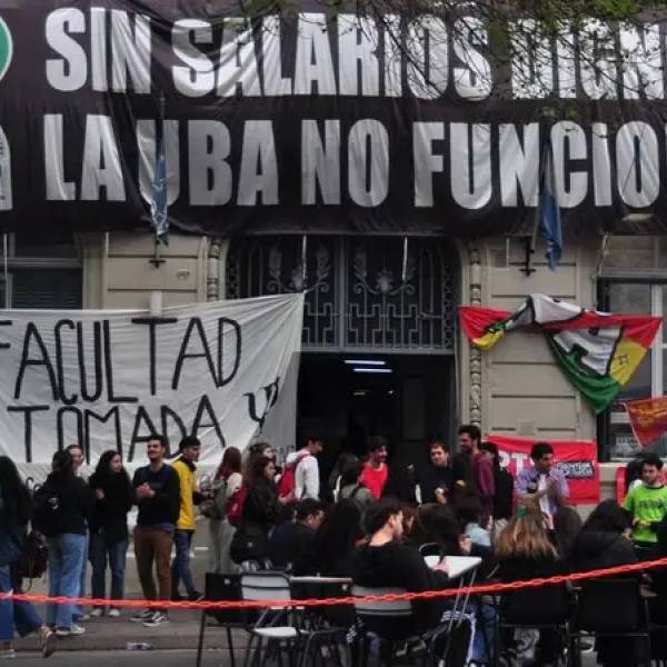 ¿Comenzarán las clases? El salario docente universitario cayó a su peor nivel en dos décadas