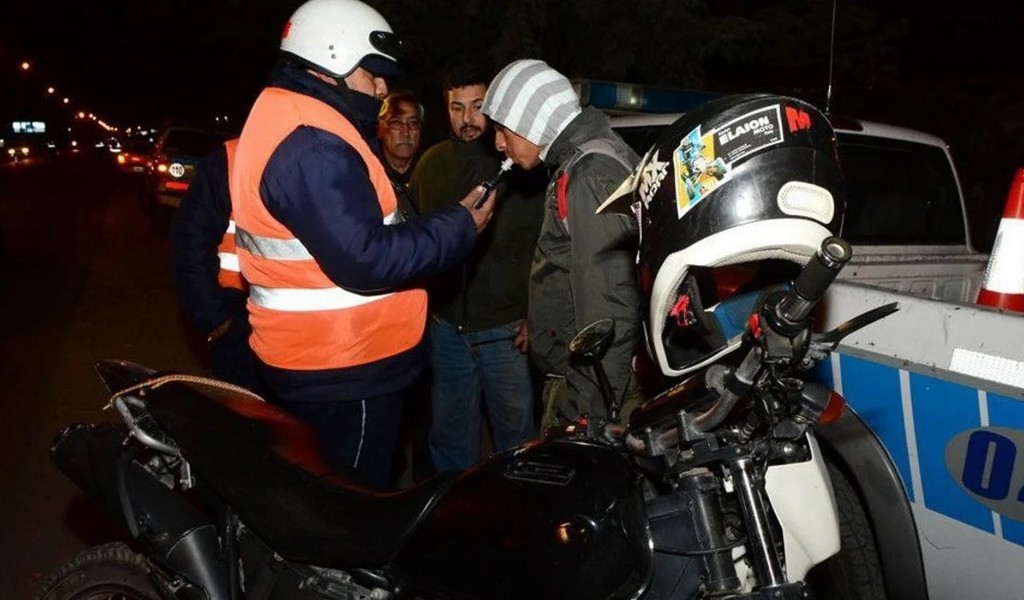 Scoring: Hoy comienzan a descontar puntos por infracciones de tránsito  en la ciudad de Salta