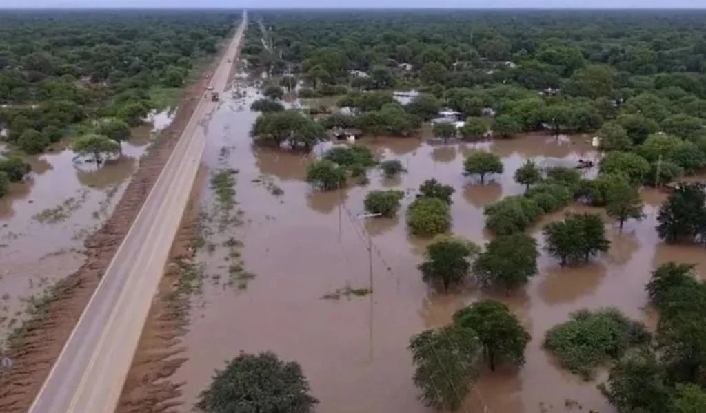 La crecida del río Pilcomayo se agrava y deja bajo el agua a otra comunidad en el norte salteño