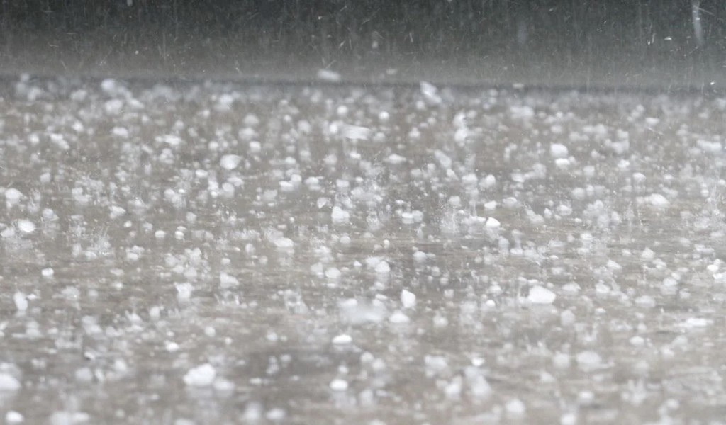 Alerta por tormentas fuertes y posible caída de granizo en regiones de Salta,  Chaco, Formosa y Bs. As.