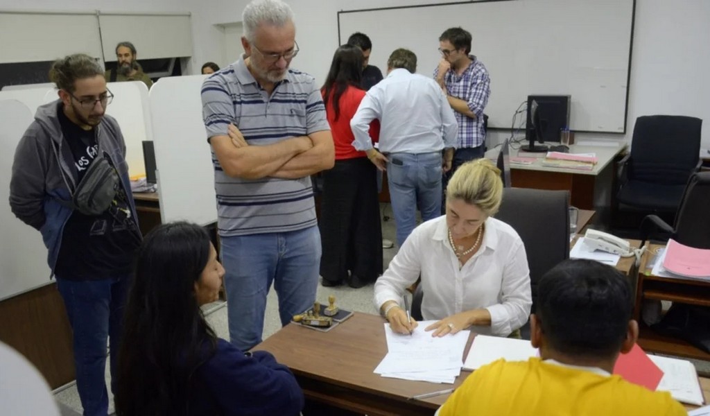 Para las elecciones del 11 de mayo en Salta se presentaron 9 frentes políticos y una alianza