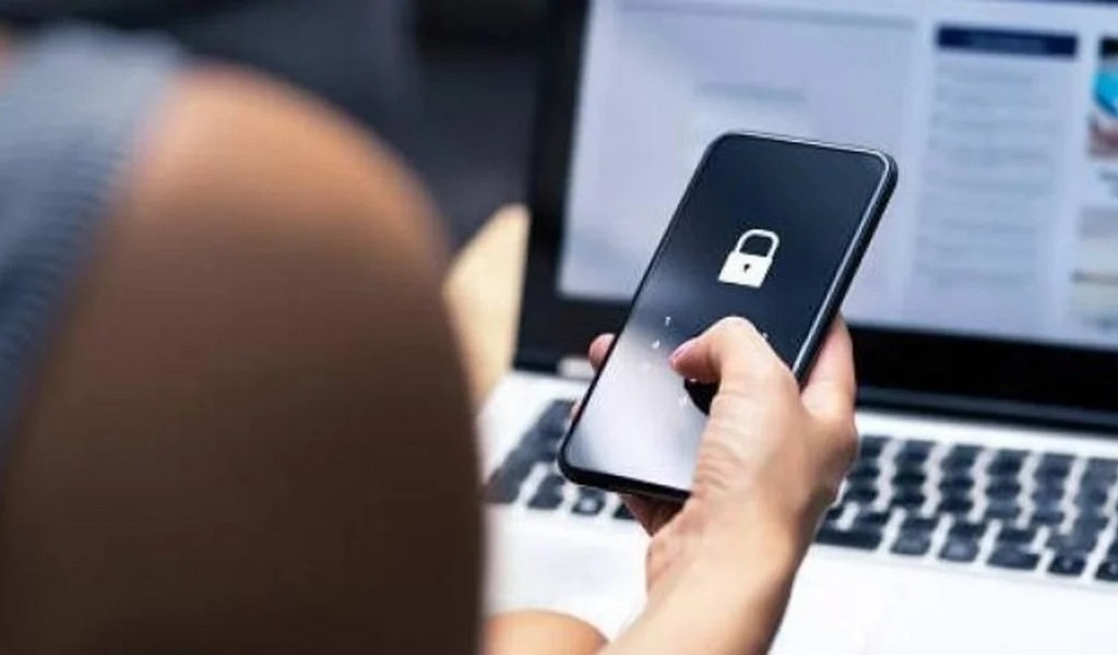 Advierten a los salteños de una nueva estafa por Facebook ofreciendo falsos beneficios para jubilados