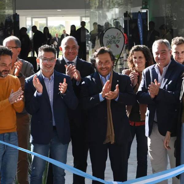 Sáenz inauguró el nuevo Polo Tecnológico de San Lorenzo y destacó su oferta educativa de vanguardia