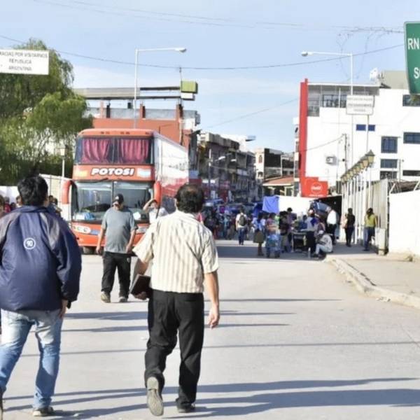 En el fin de semana miles de Salteños coparon el sur de Bolivia para realizar compras