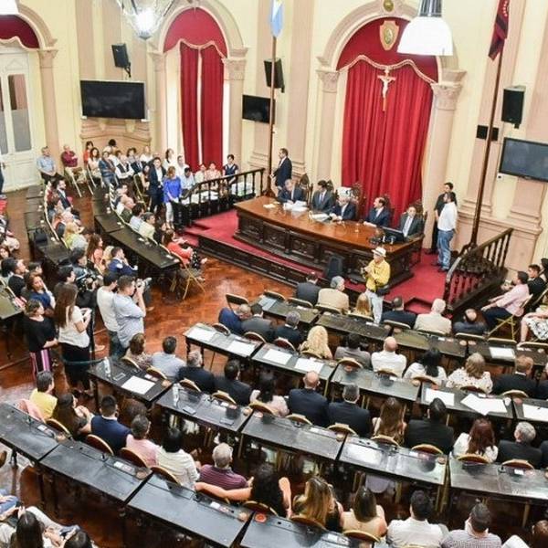 Un proyecto busca que los trabajadores mineros tengan una residencia mínima de 2 años en Salta