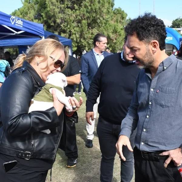 El municipio inauguró un nuevo punto de castración en el CIC de Asunción y así lo presentan.