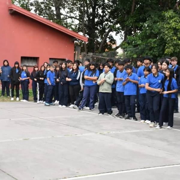 Tenencia responsable de animales: fueron capacitados alumnos del colegio 25 de Mayo