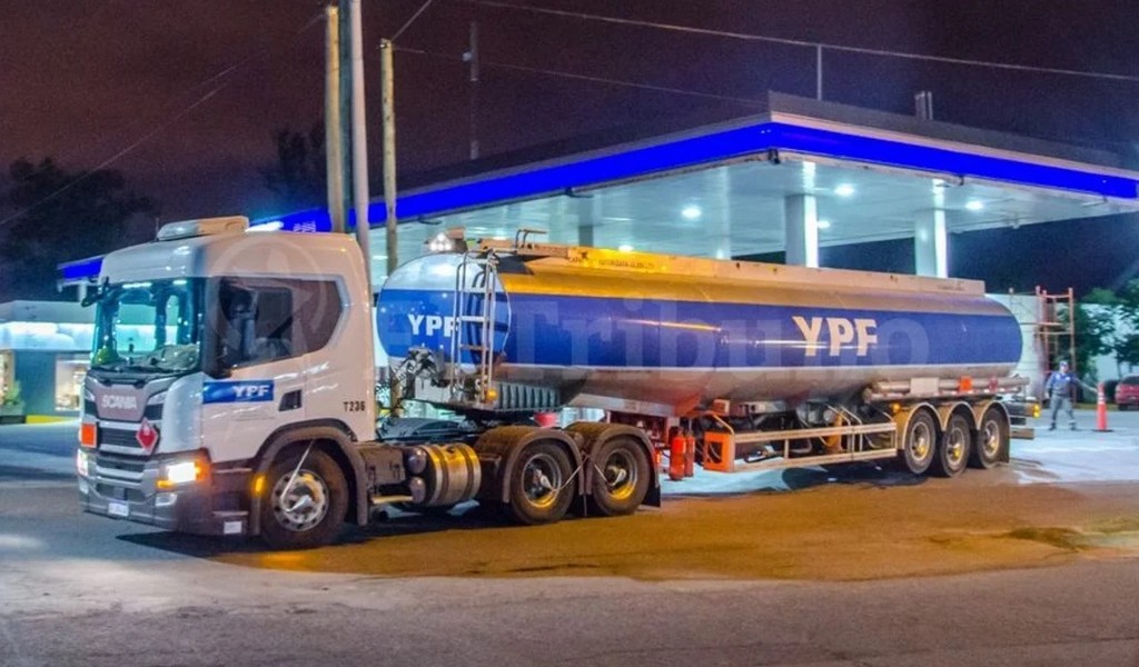 A contramano: Mientras cae la venta de combustibles en Salta crece en el resto del país